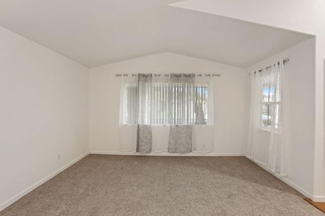 5032 Moorcroft Cir, Stockton, CA 95206