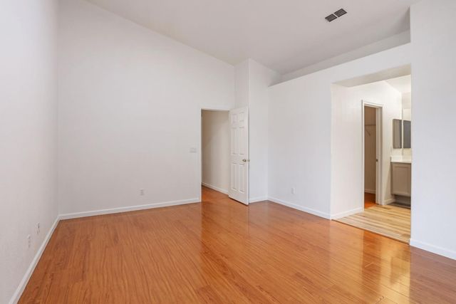 5032 Moorcroft Cir, Stockton, CA 95206