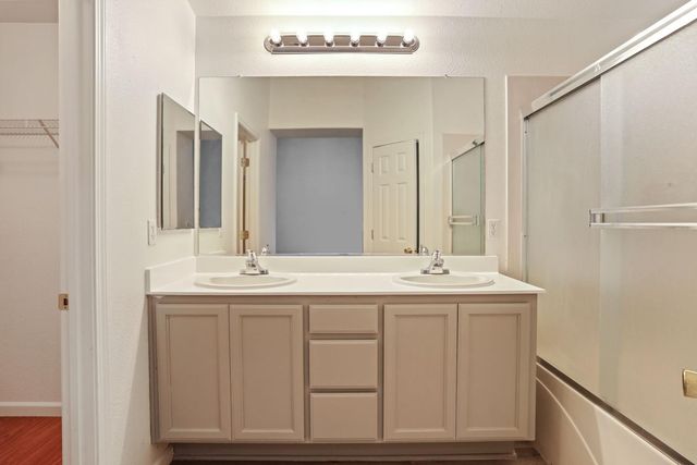 5032 Moorcroft Cir, Stockton, CA 95206