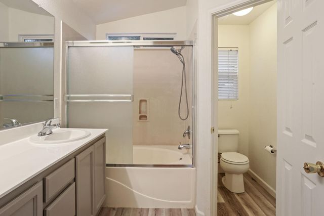 5032 Moorcroft Cir, Stockton, CA 95206