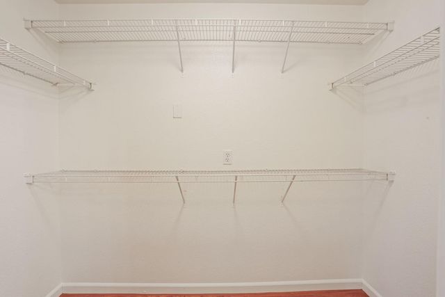 5032 Moorcroft Cir, Stockton, CA 95206