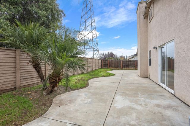 5032 Moorcroft Cir, Stockton, CA 95206