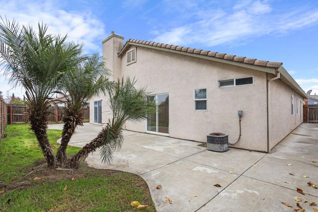 5032 Moorcroft Cir, Stockton, CA 95206