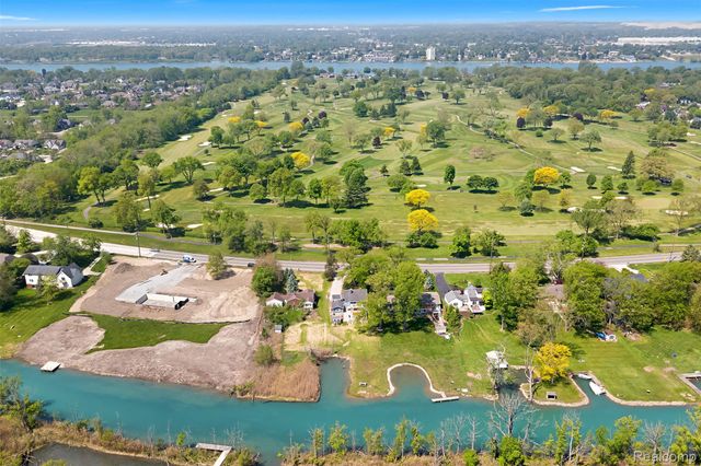 22827 Meridian Road, Grosse Ile Township, MI 48138