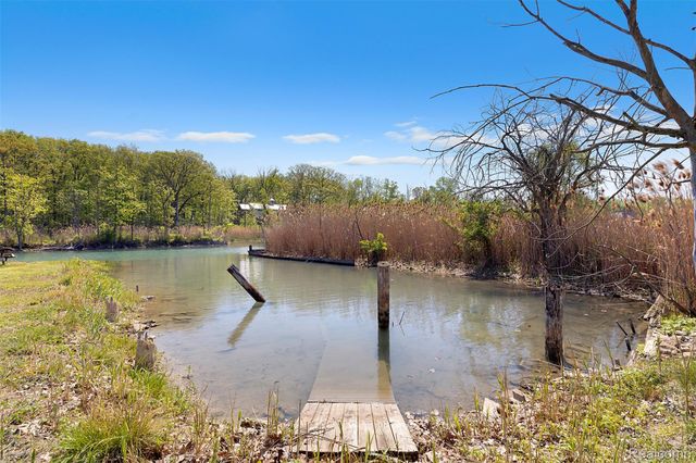 22827 Meridian Road, Grosse Ile Township, MI 48138