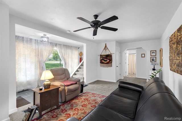 22827 Meridian Road, Grosse Ile Township, MI 48138