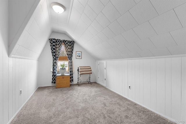 22827 Meridian Road, Grosse Ile Township, MI 48138