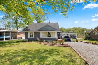 22827 Meridian Road, Grosse Ile Township, MI 48138