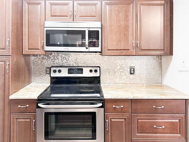 11901 4TH STREET N 8102, St Petersburg, FL 33716