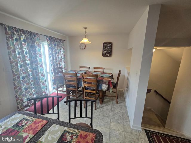 23 PRIVATE CT, Bunker Hill, WV 25413
