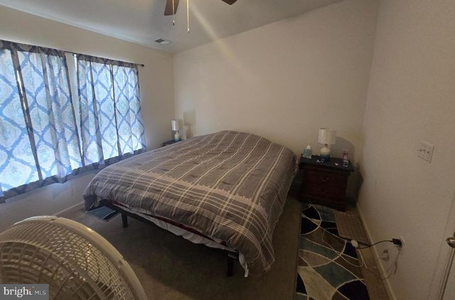 23 PRIVATE CT, Bunker Hill, WV 25413