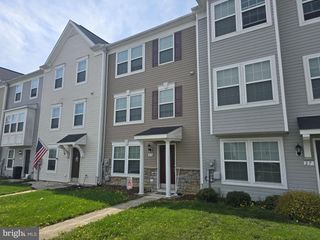 23 PRIVATE CT, Bunker Hill, WV 25413
