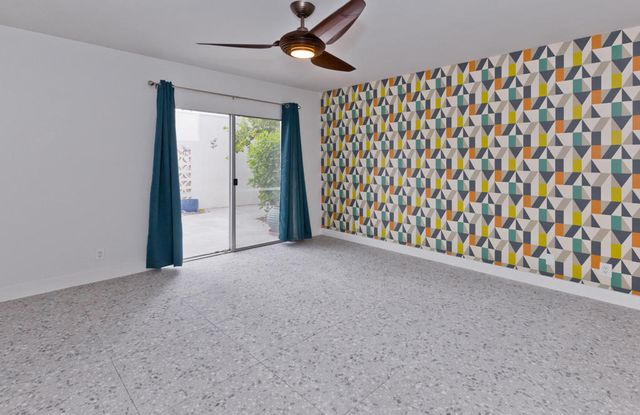 1810 Sandcliff Road, Palm Springs, CA 92264