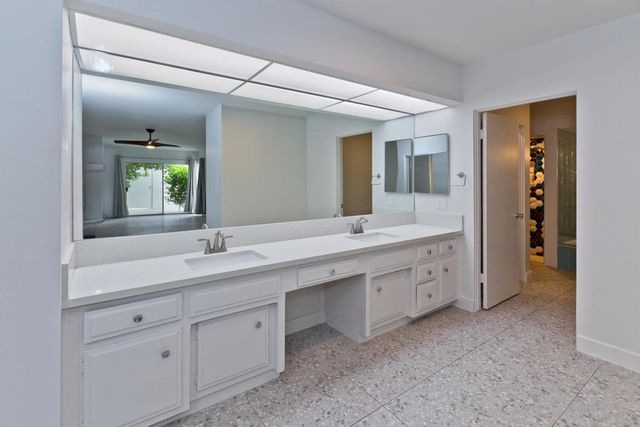 1810 Sandcliff Road, Palm Springs, CA 92264