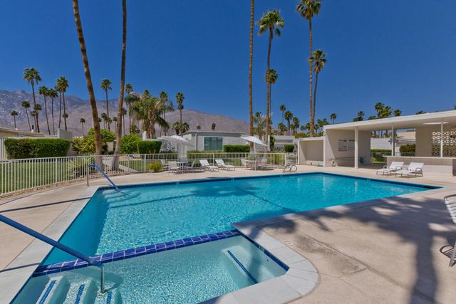 1810 Sandcliff Road, Palm Springs, CA 92264