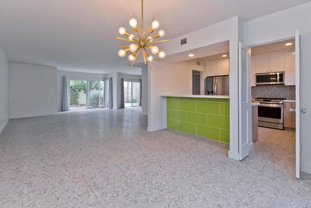 1810 Sandcliff Road, Palm Springs, CA 92264