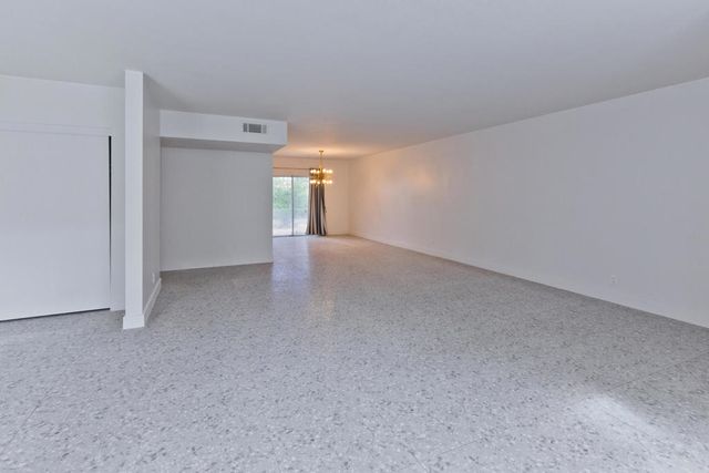 1810 Sandcliff Road, Palm Springs, CA 92264