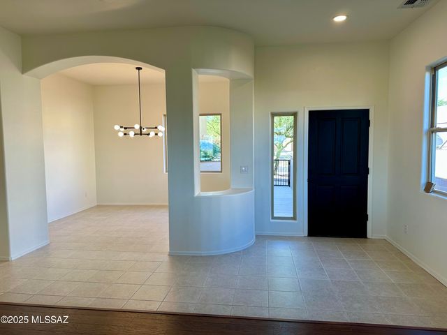 13056 N Pier Mountain Road, Marana, AZ 85658