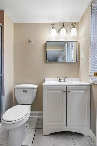 3515 Saint Catherine Street, Florissant, MO 63033