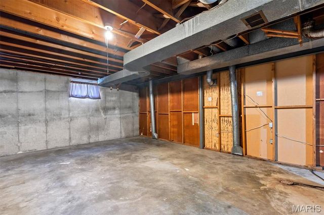 3515 Saint Catherine Street, Florissant, MO 63033