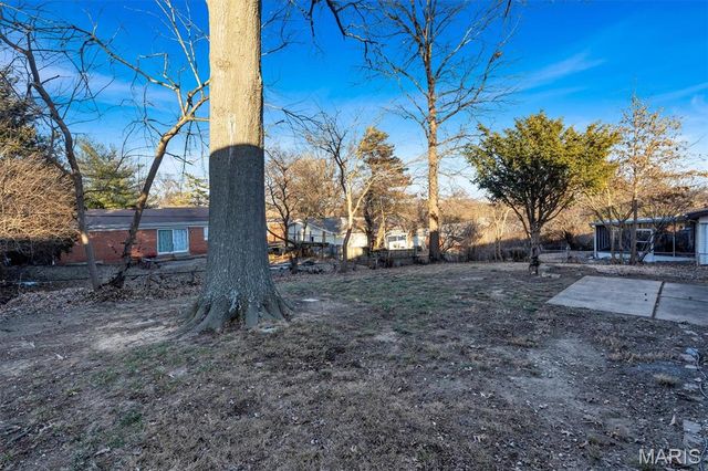 3515 Saint Catherine Street, Florissant, MO 63033