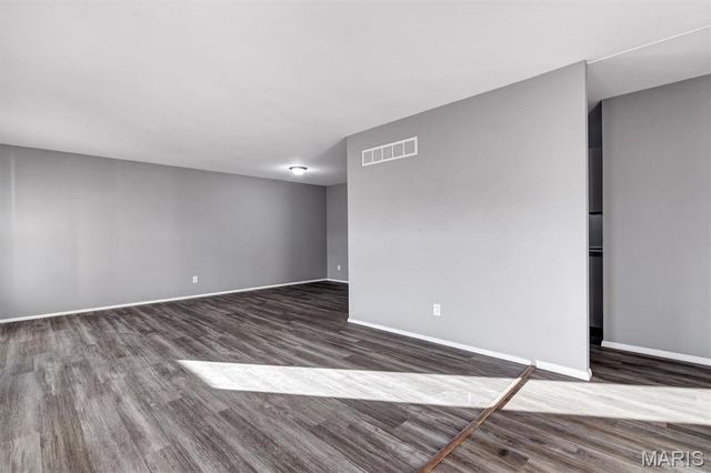 3515 Saint Catherine Street, Florissant, MO 63033