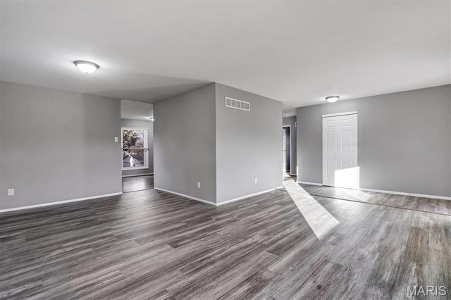 3515 Saint Catherine Street, Florissant, MO 63033