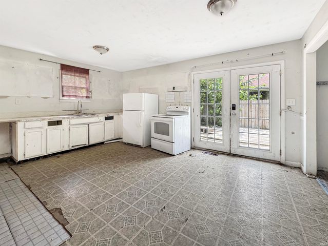 2028 Kathleen Avenue, Evansville, IN 47714