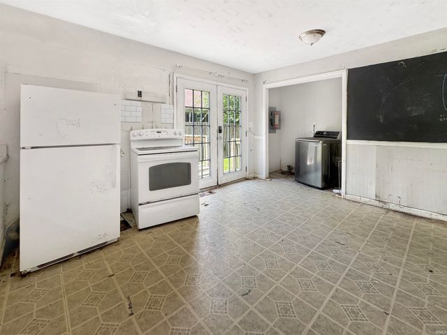 2028 Kathleen Avenue, Evansville, IN 47714