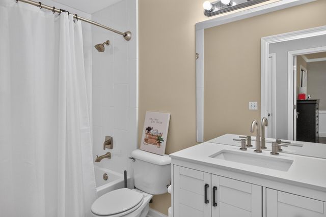 2252 Blackmoor Park Lane, Lexington, KY 40509