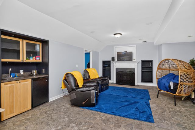 2252 Blackmoor Park Lane, Lexington, KY 40509
