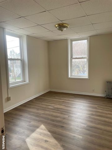 734-736 Kearny 2, Kearny, NJ 07032