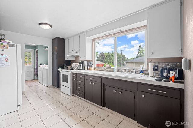503 S 58th Street, Tacoma, WA 98408