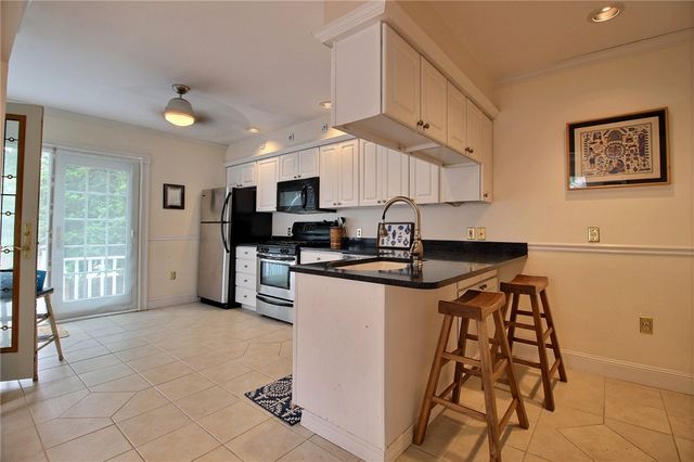 46 Highland Avenue, Westerly, RI 02891