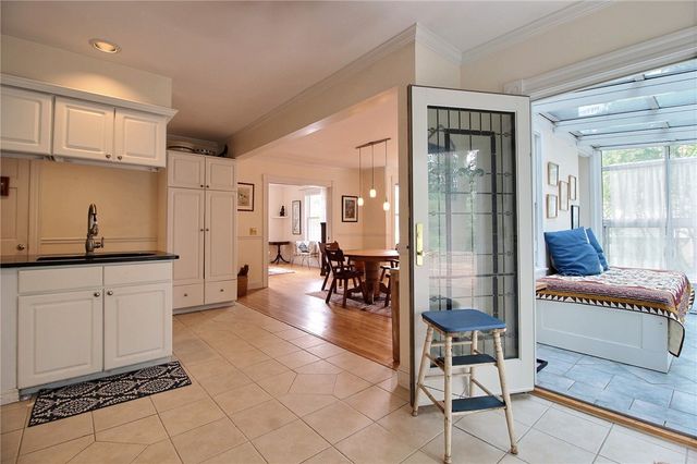 46 Highland Avenue, Westerly, RI 02891