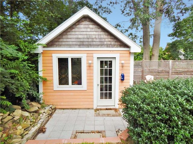 46 Highland Avenue, Westerly, RI 02891