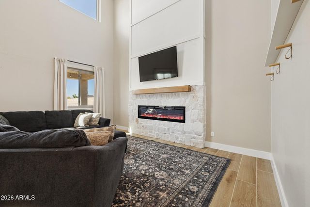 34920 N MIRANDESA Drive, San Tan Valley, AZ 85143