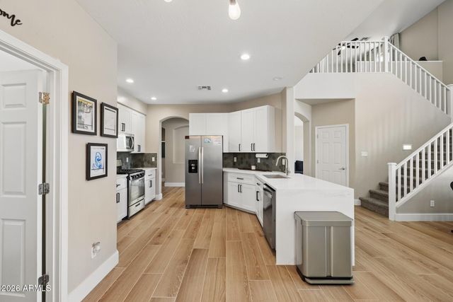 34920 N MIRANDESA Drive, San Tan Valley, AZ 85143