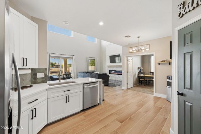 34920 N MIRANDESA Drive, San Tan Valley, AZ 85143