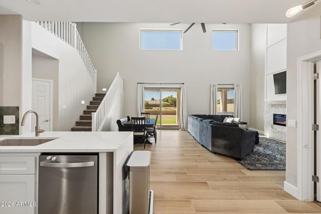 34920 N MIRANDESA Drive, San Tan Valley, AZ 85143
