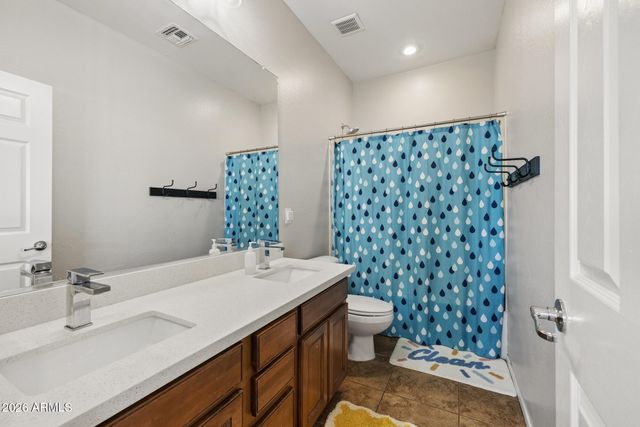 34920 N MIRANDESA Drive, San Tan Valley, AZ 85143