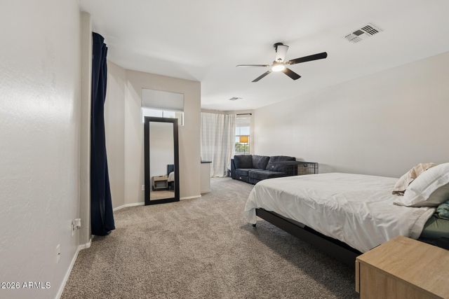 34920 N MIRANDESA Drive, San Tan Valley, AZ 85143