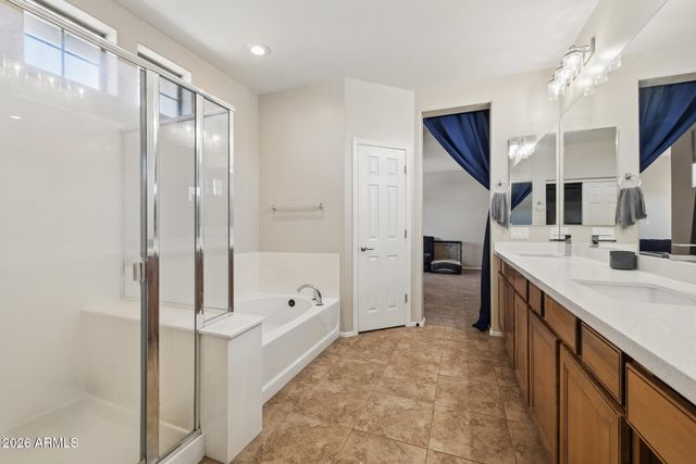 34920 N MIRANDESA Drive, San Tan Valley, AZ 85143
