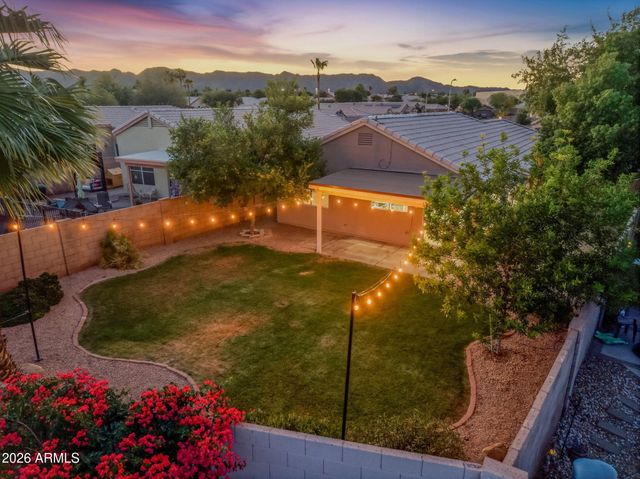 4705 E DESERT WIND Drive, Phoenix, AZ 85044