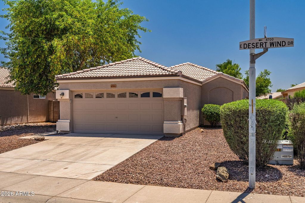 4705 E DESERT WIND Drive, Phoenix, AZ 85044