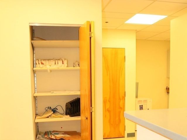 955 Main St 305, Winchester, MA 01890