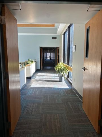 955 Main St 305, Winchester, MA 01890