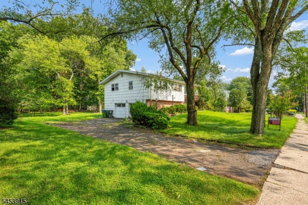 454 Plainfield Rd, Edison Twp., NJ 08820 — photo 3