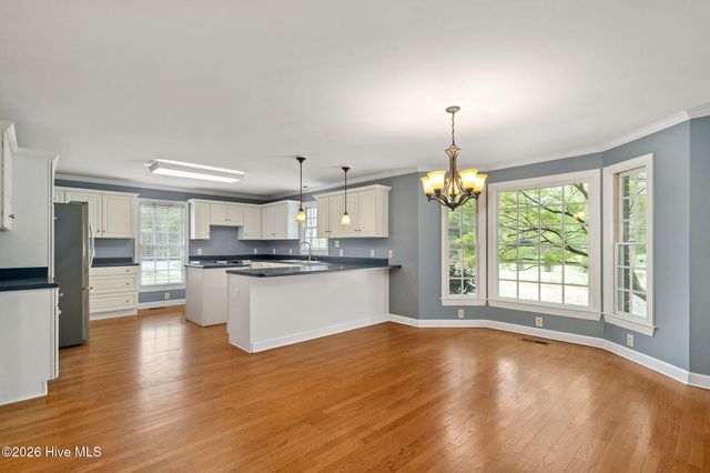 213 Country Club Drive, Wallace, NC 28466
