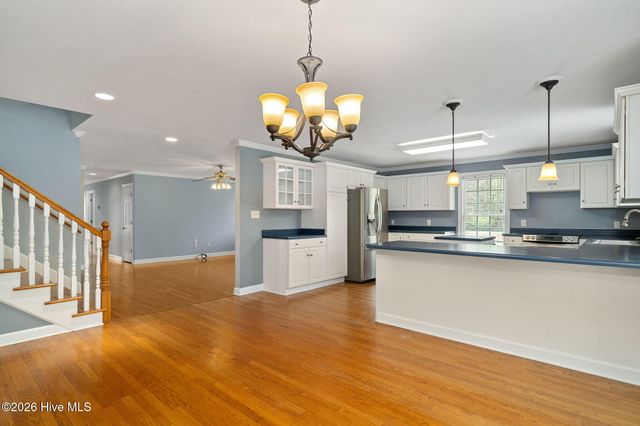 213 Country Club Drive, Wallace, NC 28466
